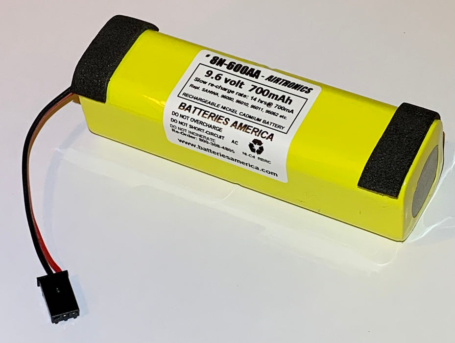 8N-600AA: 9.6v 700mAh NiCd Battery for AIRTRONICS transmitters
